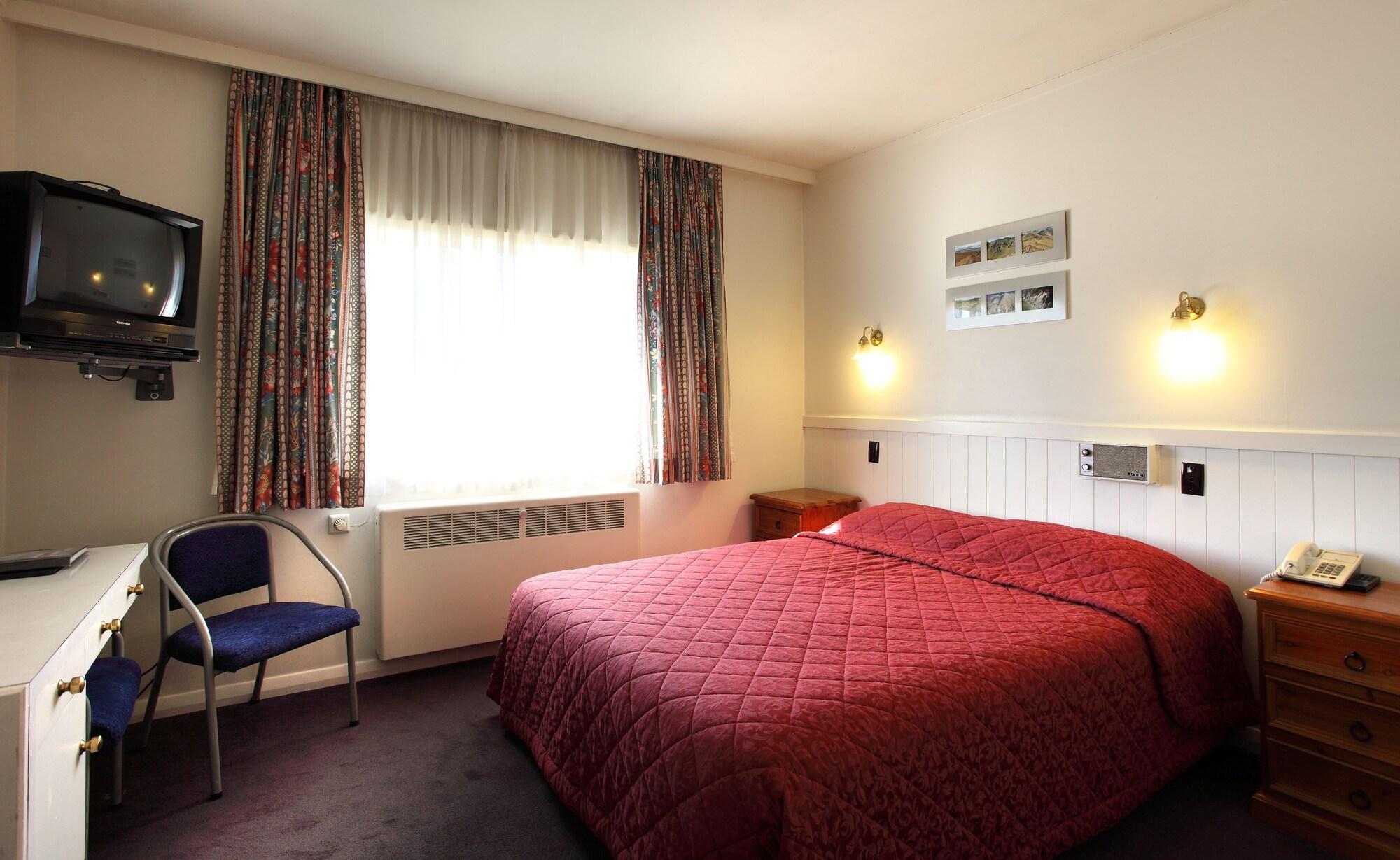 Wanaka Hotel Экстерьер фото