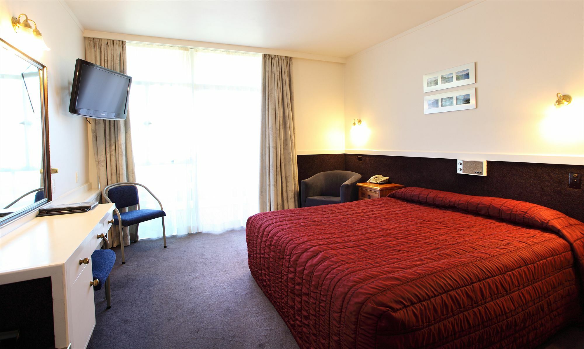 Wanaka Hotel Экстерьер фото