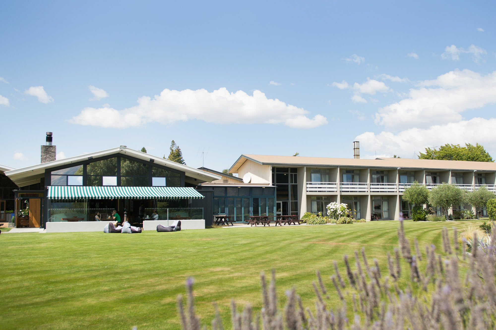 Wanaka Hotel Экстерьер фото